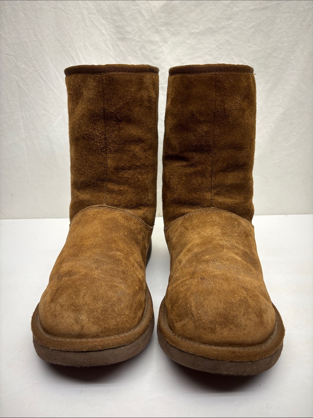 UGG brown boots, size 10, box 82